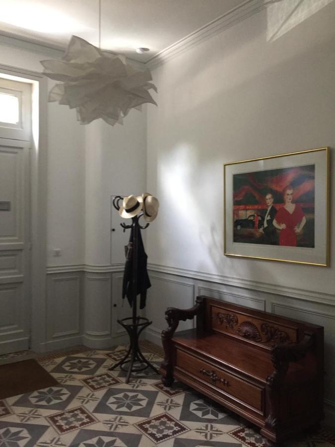 Beautifully Renovated Rooms On Place New York Angouleme Exterior photo